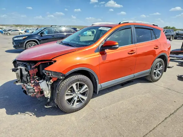 JTMWFREV7GJ097977 — 2016 Toyota RAV4, Передняя часть (Front End), фото до ремонта