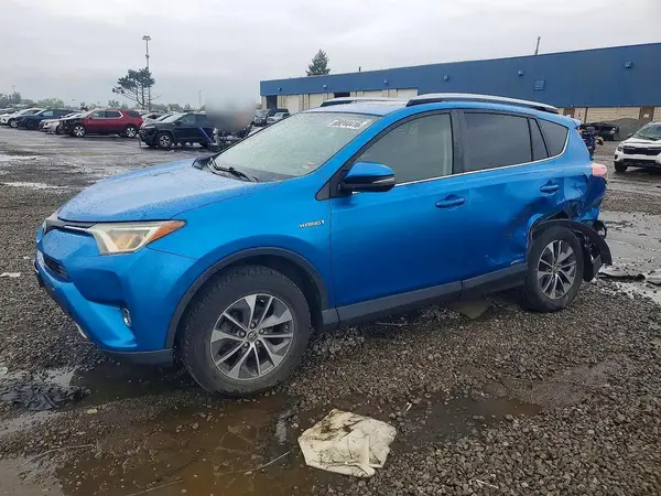 JTMRJREV7GD049082 — 2016 Toyota RAV4, Задняя часть (Rear End), фото до ремонта