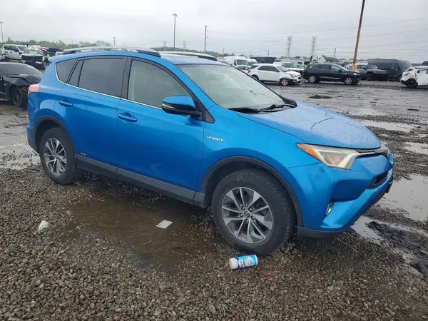 JTMRJREV7GD049082 — 2016 Toyota RAV4, фото 4 с аукциона Copart 02.10.2026, Задняя часть