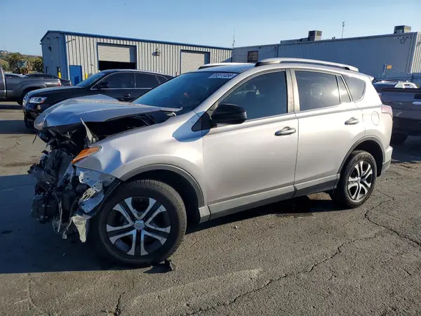 2T3ZFREV0GW304031 — 2016 Toyota RAV4, Передняя часть (Front End), фото до ремонта