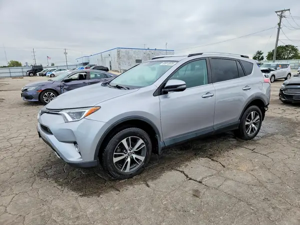 2T3RFREV3GW412269 — 2016 Toyota RAV4, Задняя часть (Rear End), фото до ремонта