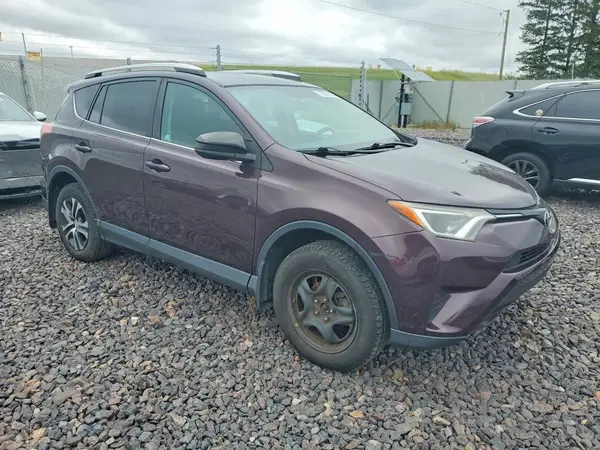 2T3BFREV8GW454938 — 2016 Toyota RAV4, фото 4 с аукциона Copart 13.10.2026, Вандализм