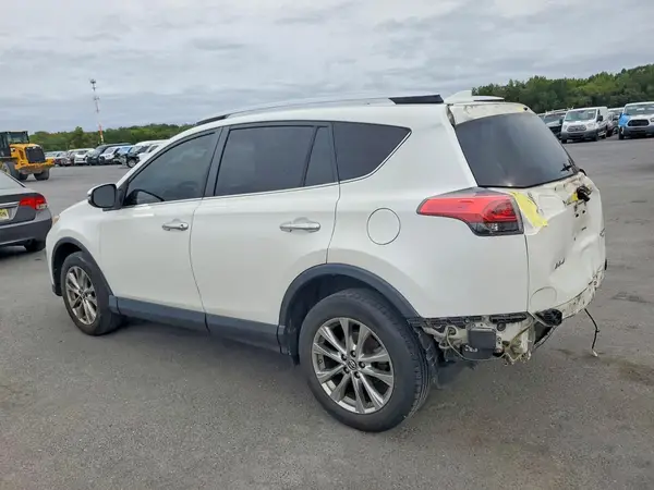 JTMDFREV5GJ093028 — 2016 Toyota RAV4, фото 2 с аукциона Copart, Задняя часть