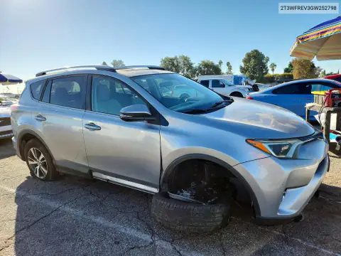 2T3WFREV3GW252798 — 2016 Toyota RAV4, фото 4 с аукциона Copart 16.10.2026, Передняя часть