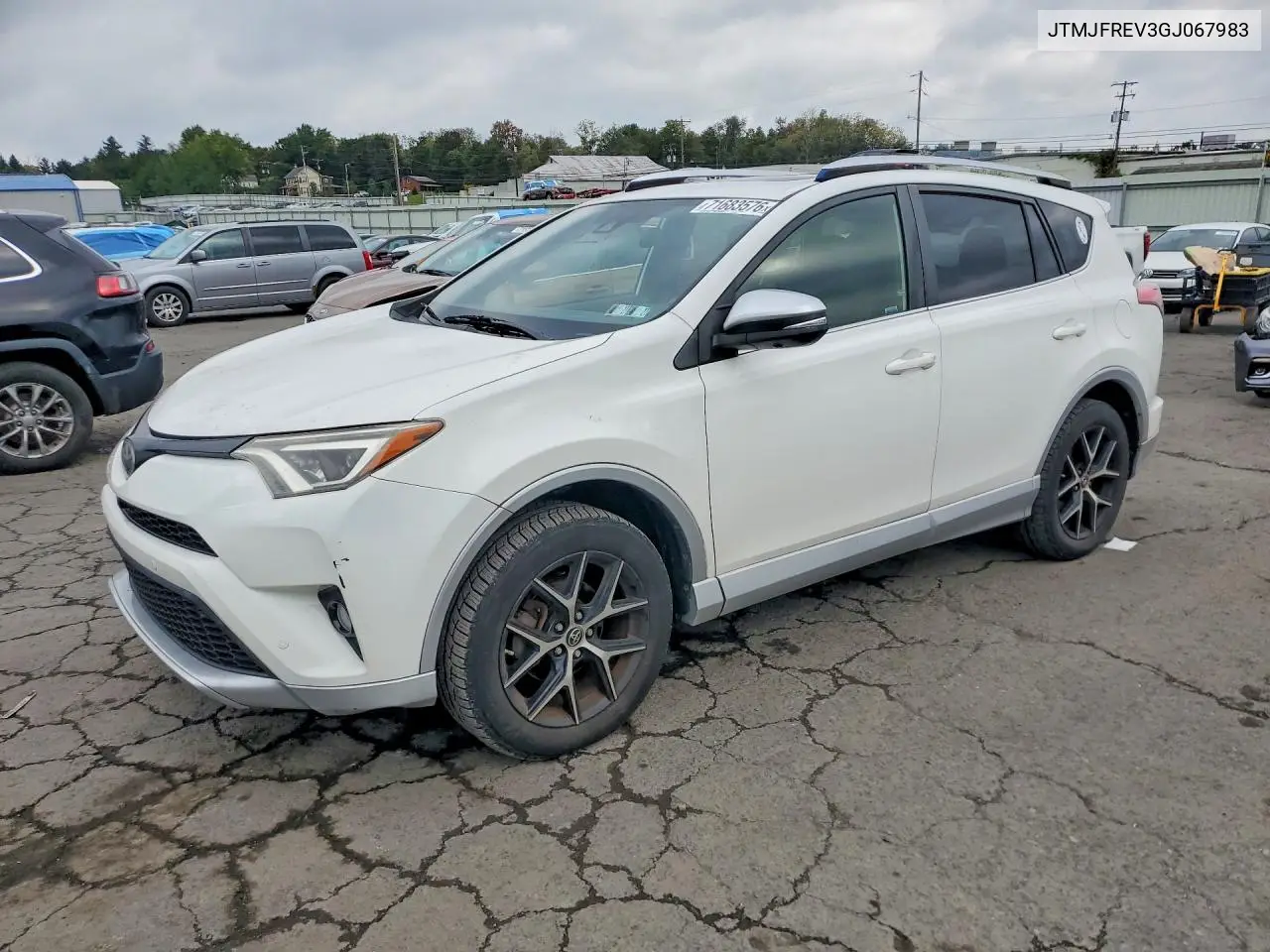 JTMJFREV3GJ067983 Toyota RAV4 2016 — повреждение Подтопление, фото до ремонта