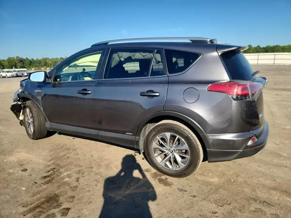 JTMRJREV8HD091083 — 2017 Toyota RAV4, фото 2 с аукциона Copart 14.10.2026, Передняя часть
