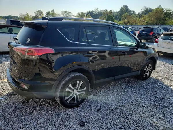2T3BFREV1HW632366 — 2017 Toyota RAV4, фото 3 с аукциона Copart, Мелкие вмятины и царапины
