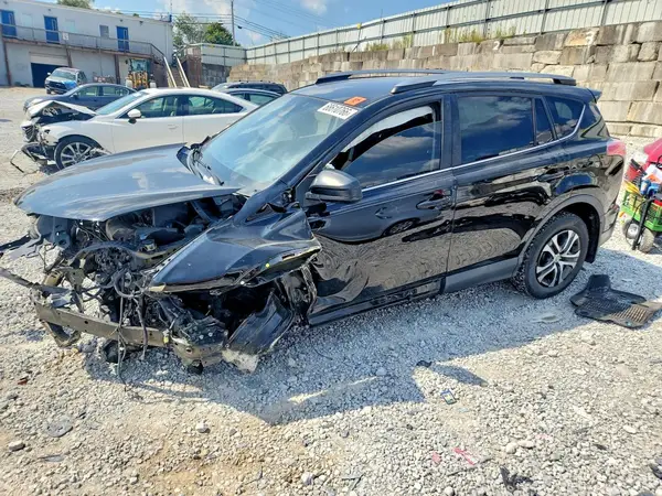 2T3BFREV9HW577164 — 2017 Toyota RAV4, Передняя часть (Front End), фото до ремонта