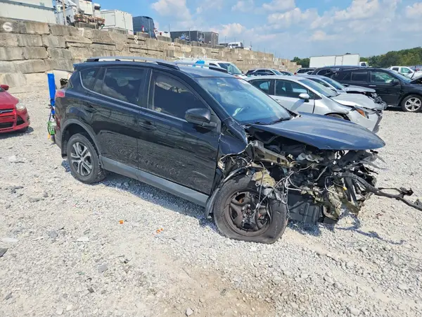 2T3BFREV9HW577164 — 2017 Toyota RAV4, фото 4 с аукциона Copart 02.10.2026, Передняя часть