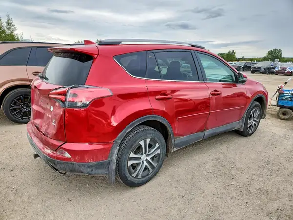 2T3BFREV0HW606745 — 2017 Toyota RAV4, фото 3 с аукциона Copart 08.10.2026, Задняя часть