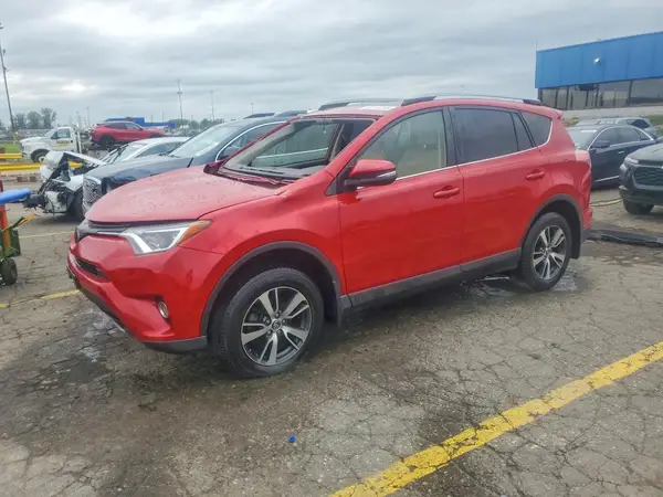 JTMRFREV5HJ121174 — 2017 Toyota RAV4, Передняя часть (Front End), фото до ремонта