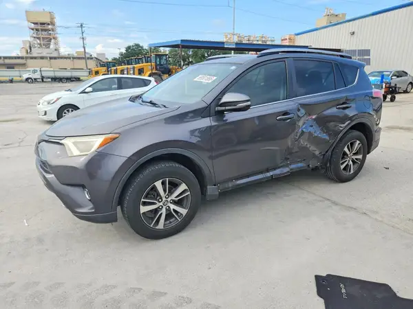 JTMWFREV3HJ130541 — 2017 Toyota RAV4, Боковая часть (Side), фото до ремонта