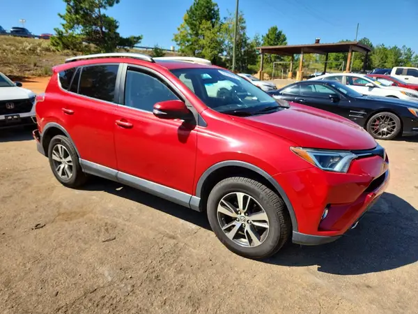 2T3WFREV4HW327736 — 2017 Toyota RAV4, фото 4 с аукциона Copart, Задняя часть