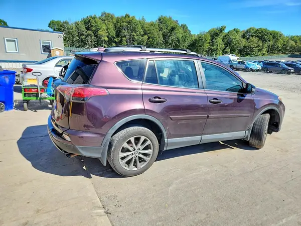 2T3JFREV8HW675694 — 2017 Toyota RAV4, фото 3 с аукциона Copart, Передняя часть