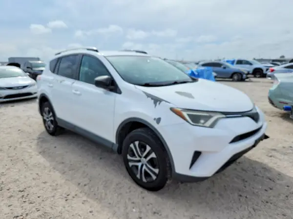 2T3ZFREV9HW317863 — 2017 Toyota RAV4, фото 4 с аукциона Copart 06.10.2026, Мелкие вмятины и царапины