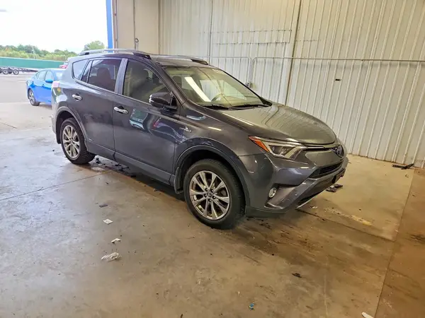 JTMDJREV6HD082411 — 2017 Toyota RAV4, фото 4 с аукциона Copart, Боковая часть