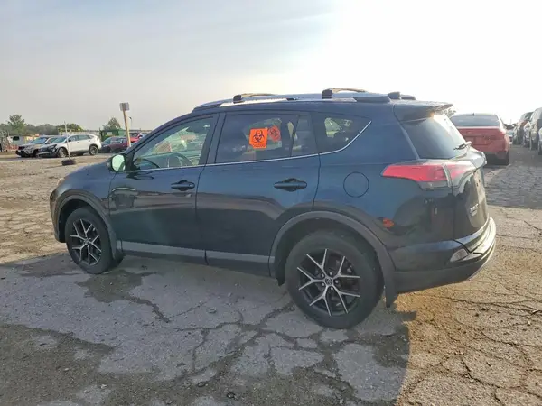 JTMJFREV0HJ716527 — 2017 Toyota RAV4, фото 2 с аукциона Copart, Град