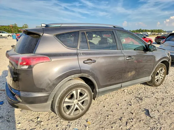 JTMZFREV7HJ716074 — 2017 Toyota RAV4, фото 3 с аукциона Copart, Передняя часть