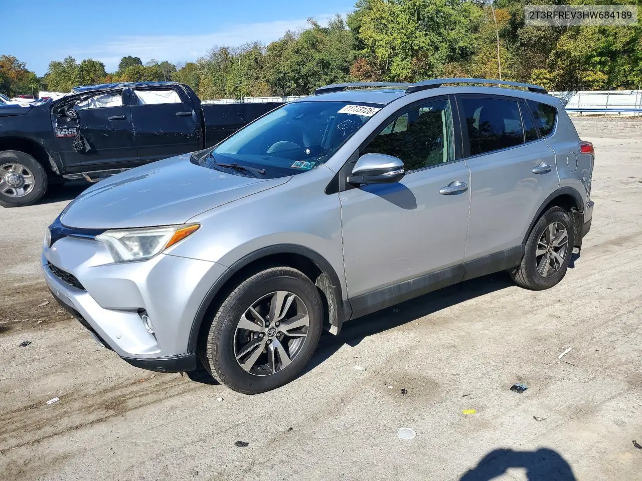 2T3RFREV3HW684189 Toyota RAV4 2017 — повреждение Передняя часть, фото до ремонта