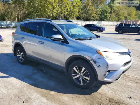 2T3RFREV3HW684189 — 2017 Toyota RAV4, фото 4 с аукциона Copart 22.10.2026, Передняя часть