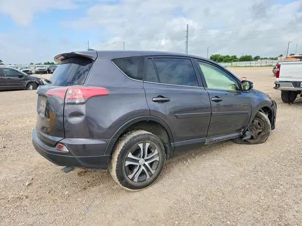 JTMZFREV8JJ178099 — 2018 Toyota RAV4, фото 3 с аукциона Copart 30.09.2026, Повреждения со всех сторон