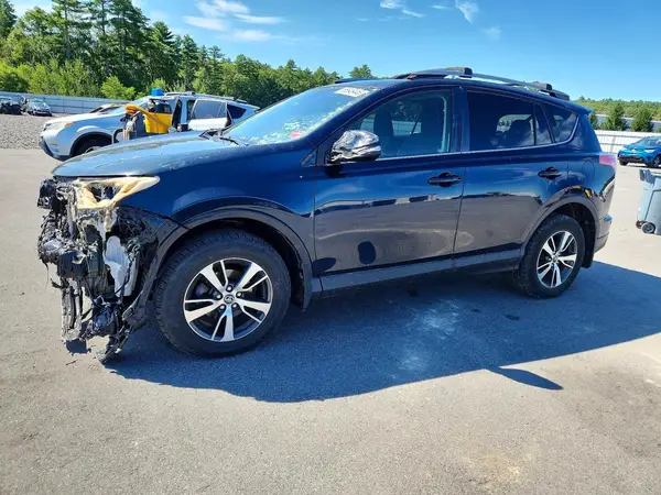 JTMRFREV0JJ731277 — 2018 Toyota RAV4, Пожар (Burn), фото до ремонта