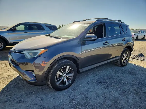 JTMWFREV1JJ209468 — 2018 Toyota RAV4, Задняя часть (Rear End), фото до ремонта