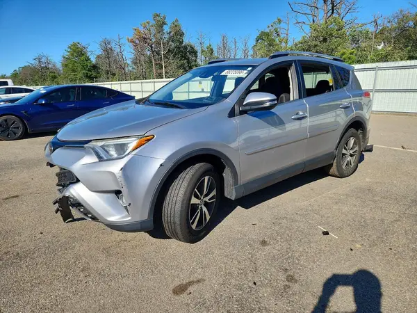 JTMRFREV8JD237554 — 2018 Toyota RAV4, Передняя часть (Front End), фото до ремонта