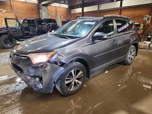 JTMRFREV5JJ724504 — 2018 Toyota RAV4, Боковая часть (Side), фото до ремонта