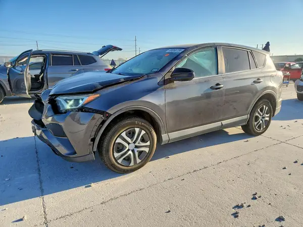 2T3ZFREV4JW410456 — 2018 Toyota RAV4, Передняя часть (Front End), фото до ремонта