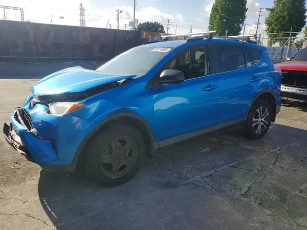 JTMBFREV4JD241831 — 2018 Toyota RAV4, Передняя часть (Front End), фото до ремонта