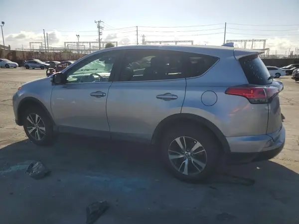 2T3WFREV3JW513614 — 2018 Toyota RAV4, фото 2 с аукциона Copart, Боковая часть