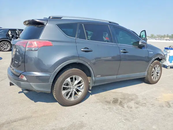 JTMRJREV2JD191699 — 2018 Toyota RAV4, фото 3 с аукциона Copart 05.10.2026, Передняя часть