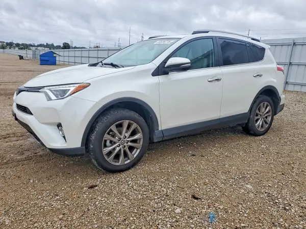 2T3DFREV9JW763835 — 2018 Toyota RAV4, Задняя часть (Rear End), фото до ремонта
