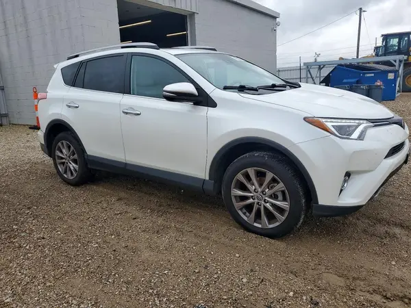 2T3DFREV9JW763835 — 2018 Toyota RAV4, фото 4 с аукциона Copart, Задняя часть