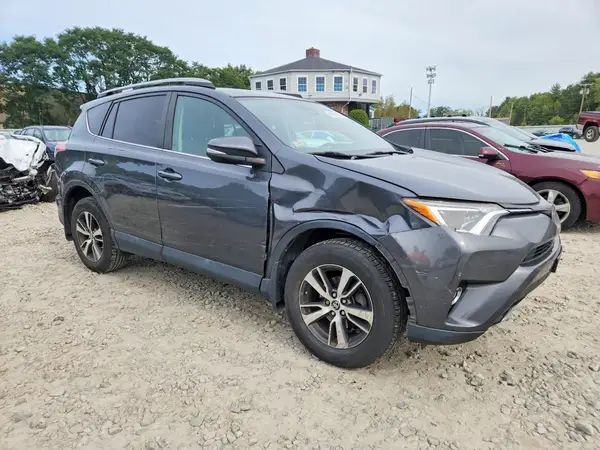 2T3RFREVXJW780231 — 2018 Toyota RAV4, фото 4 с аукциона Copart 01.10.2026, Передняя часть