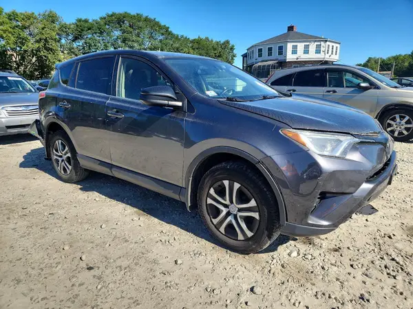 JTMBFREVXJJ196265 — 2018 Toyota RAV4, фото 4 с аукциона Copart, Задняя часть
