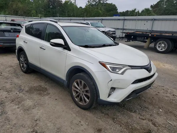 JTMYFREV0JJ150468 — 2018 Toyota RAV4, фото 4 с аукциона Copart, Передняя часть