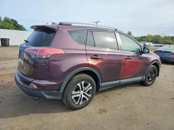 2T3BFREV0JW770910 — 2018 Toyota RAV4, фото 3 с аукциона Copart, Боковая часть