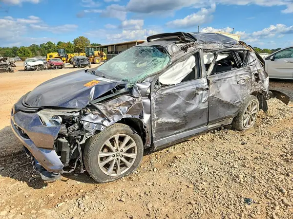 2T3YFREV8JW451331 — 2018 Toyota RAV4, Опрокидывание (Rollover), фото до ремонта