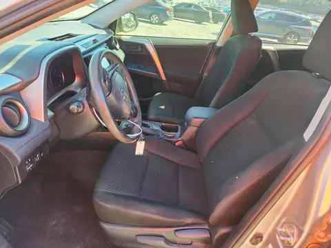 2018 Toyota Rav4 Le VIN JTMZFREV0JJ172023 фото 7