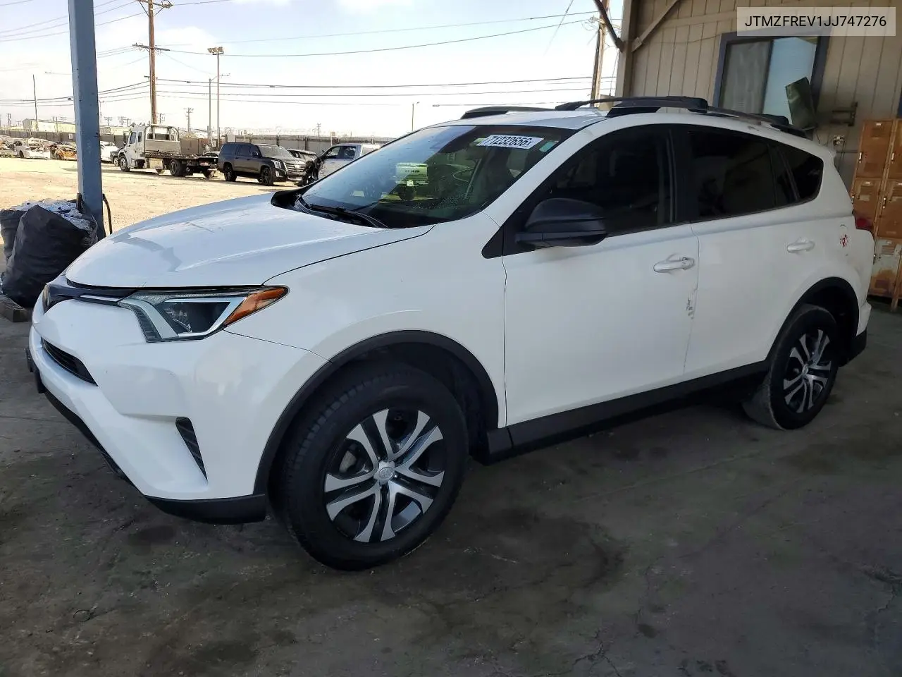 2018 Toyota Rav4 Le VIN JTMZFREV1JJ747276 фото 1