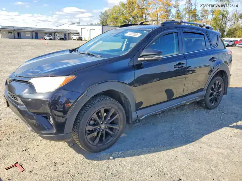 2T3RFREV6JW732614 — 2018 Toyota RAV4, Сторона, фото до ремонта