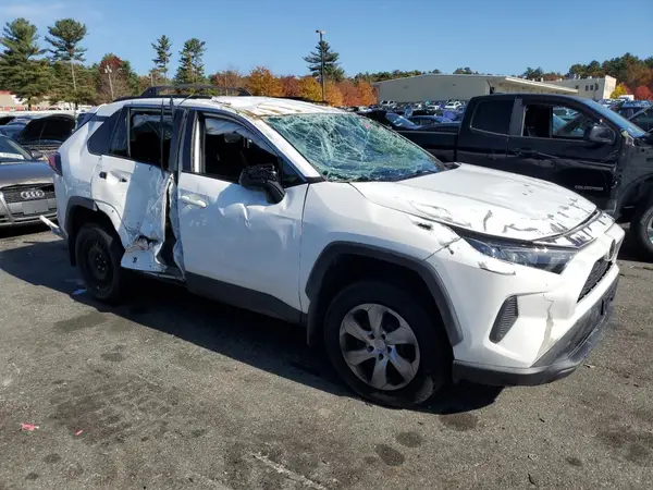 2T3F1RFVXKW028952 — 2019 Toyota RAV4, фото 4 с аукциона Copart 29.09.2026, Повреждения со всех сторон