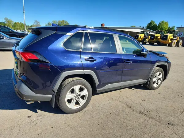 JTMP1RFV4KD507126 — 2019 Toyota RAV4, фото 3 с аукциона Copart, Боковая часть