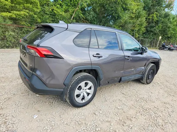 2T3H1RFV0KW041654 — 2019 Toyota RAV4, фото 3 с аукциона Copart, Боковая часть