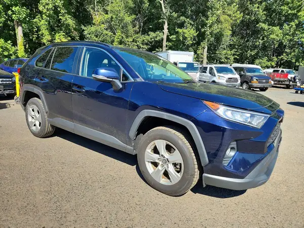 JTMP1RFV2KD013119 — 2019 Toyota RAV4, фото 4 с аукциона Copart 01.10.2026, Задняя часть