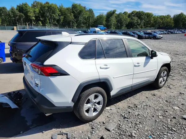 JTMP1RFV7KD501322 — 2019 Toyota RAV4, фото 3 с аукциона Copart 07.10.2026, Передняя часть