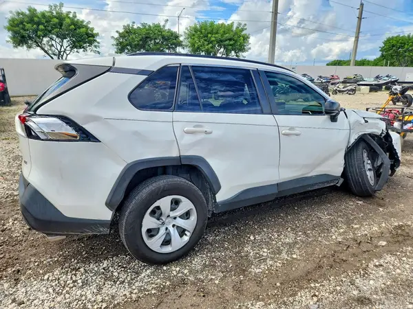 JTMH1RFV1KJ007429 — 2019 Toyota RAV4, фото 3 с аукциона Copart, Передняя часть