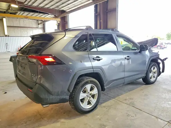 JTMP1RFV0KD007531 — 2019 Toyota RAV4, фото 3 с аукциона Copart, Передняя часть